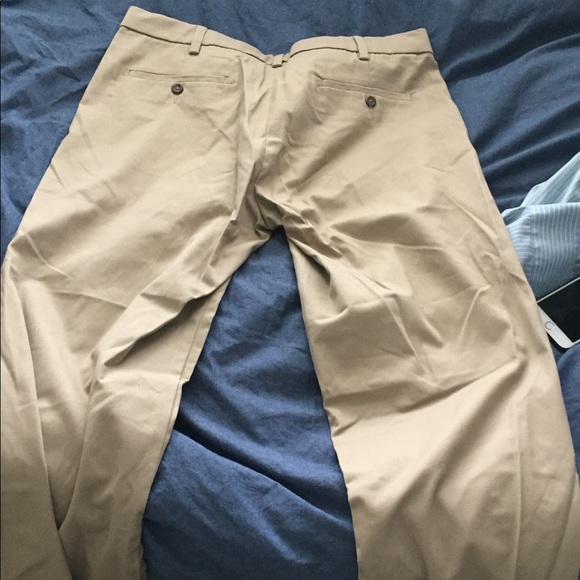 George 34x30 Khakis pants - Picture 2 of 3
